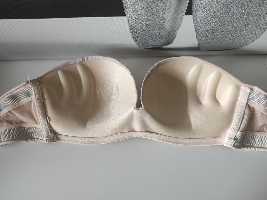 Stanik bez ramiączek 80B