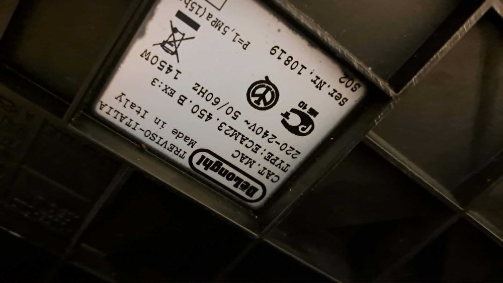Expres do kawy DeLonghi ECAM 23.450.B