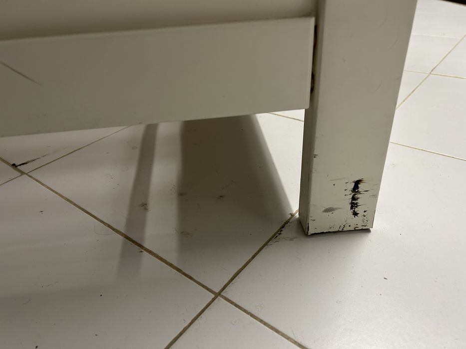 Cama branca solteiro ikea