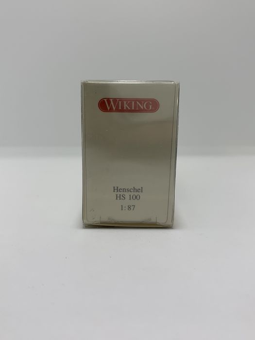 Camião Henschel HS 100 da Wiking escala 1/87