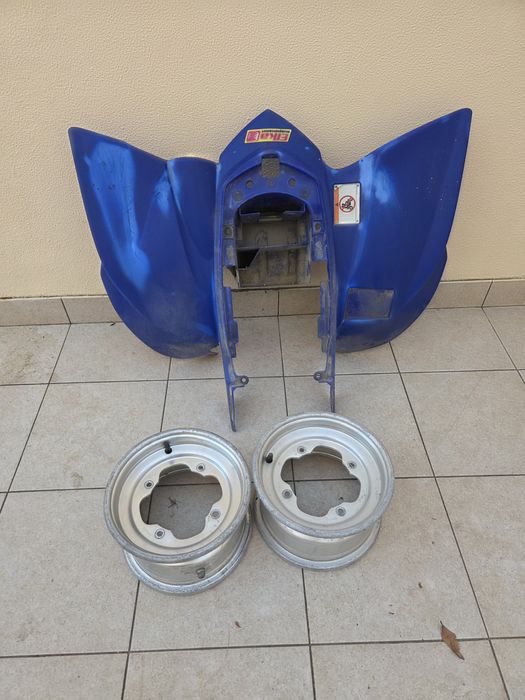 Jantes e plastico traseiro yfz450r 2010 em diante