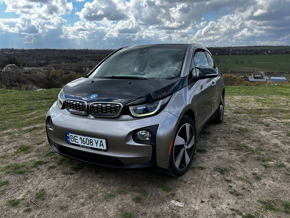 Авто BMW I3 2014