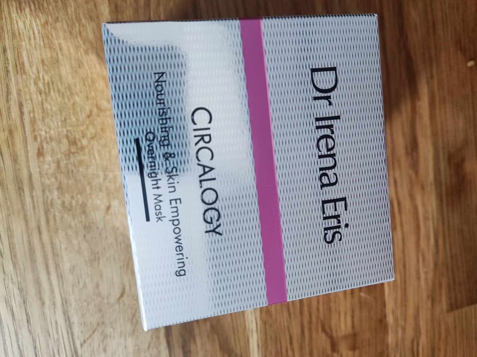 Dr irena eris circalogy odzywczo-wzmacniajaca maska 
CircalogyDr Iren