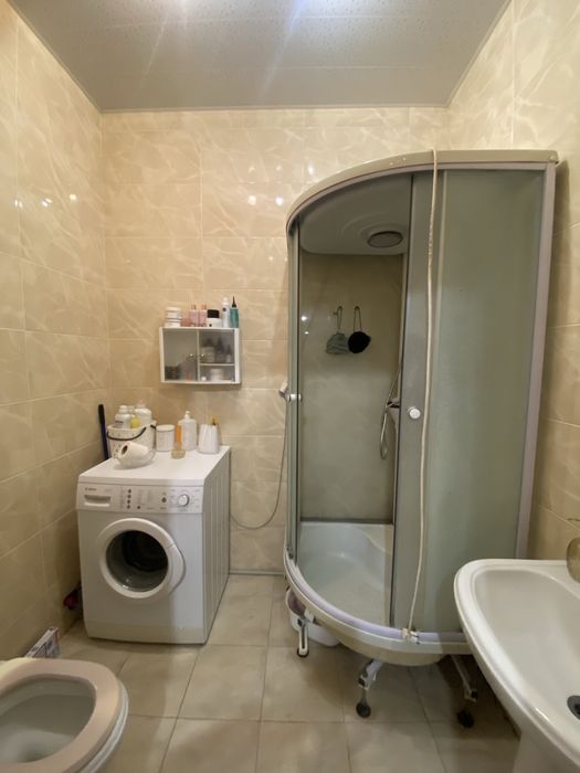 Будинок з частковим ремонтом