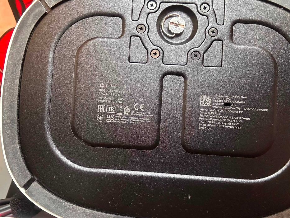 HP All‑in‑One 24‑cr0019np – Novo, nunca usado, Ryzen 5, 16GB, 512GB SSD, Garantia HP até 2027