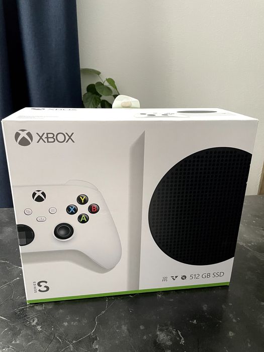 Продам Xbox Series S 512 GB / Повний комплект / Ідеальний стан