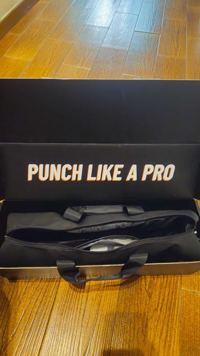 Saco de boxe Punchr base sucção