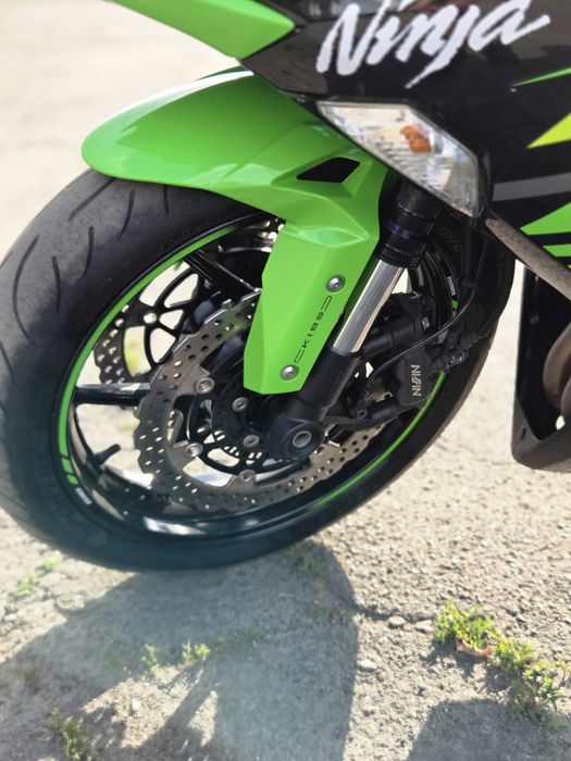 Мотоцикл KAWASAKI ZX-6R з Японії