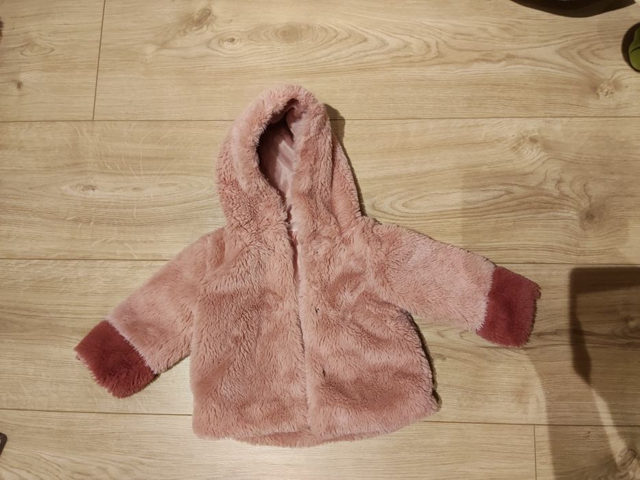 Różowe futerko z kapturem