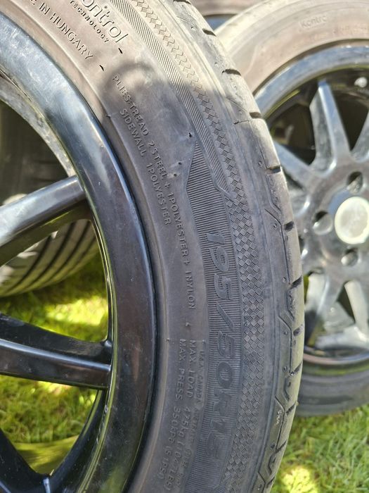 Felgi 15" 4x100 z oponami