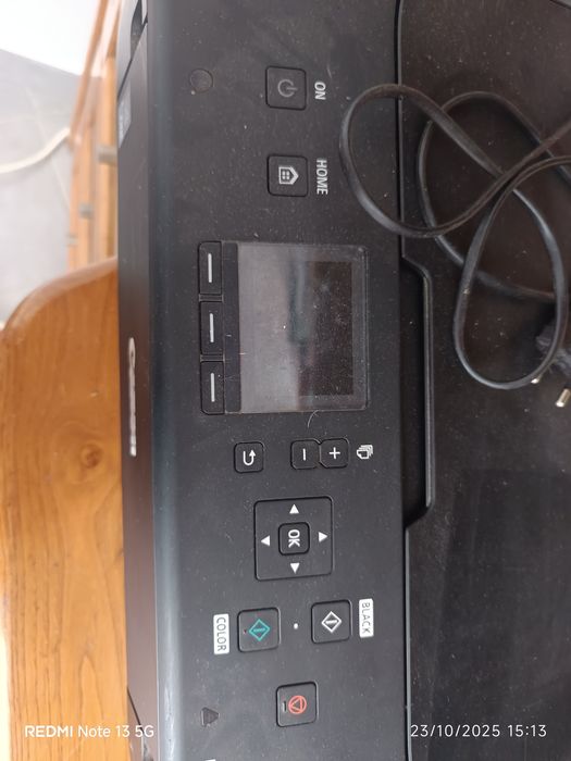 Printer, like new, with scanning capability64354161236738120