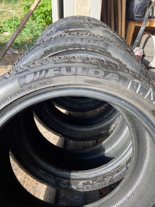 Зимова гума FULDA Kristal Control HP2  235/45 R18