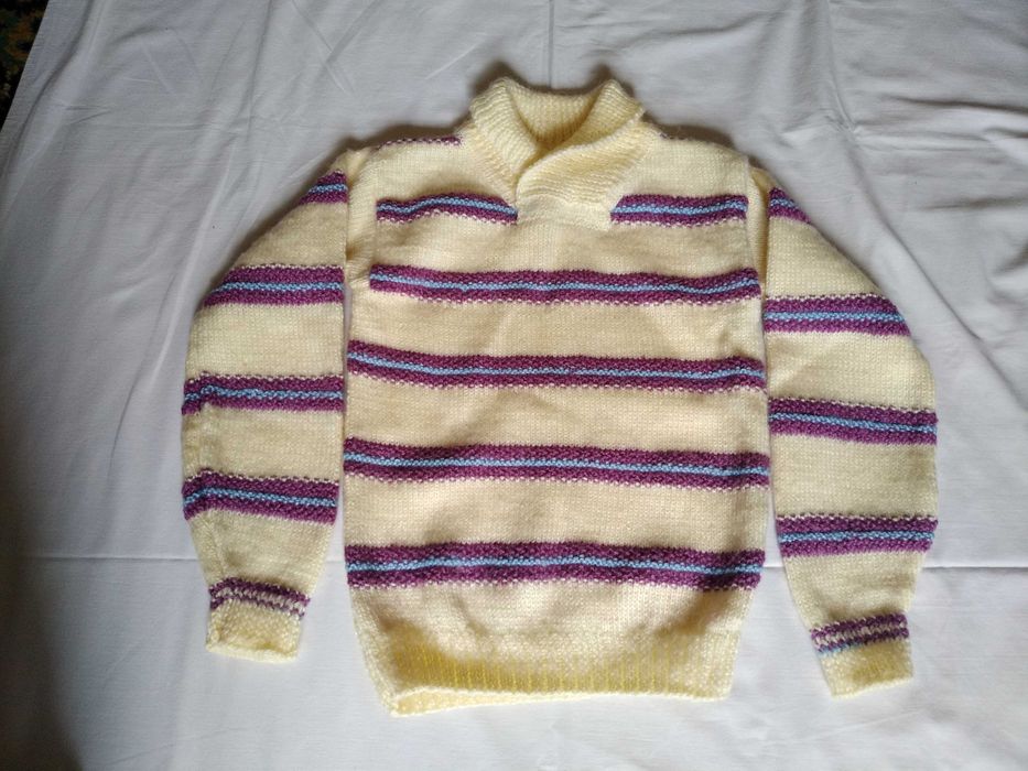 Нарядный свитер, унисекс, 4-5 лет.