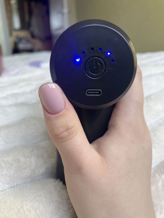 Вібромасажер для тіла з насадками даром масажер