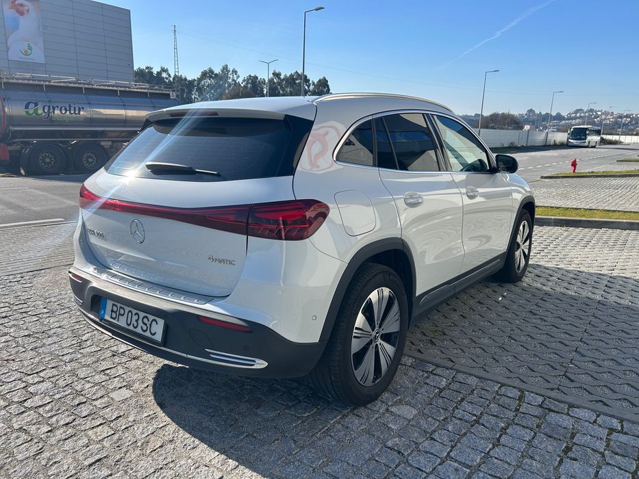 Mercedes Eqa 300 de 2024