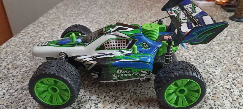 Великий позашляховик на радіокєруванні, гонча Багі, масштаб 1:16, 26см