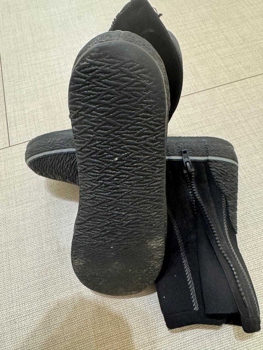 Неопренові черевики для водних видів спорту р.37, 42, 43