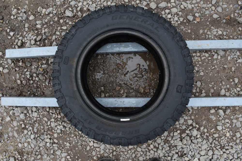 2x Opona opony General Grabber AT3  205/70R15 106/104S