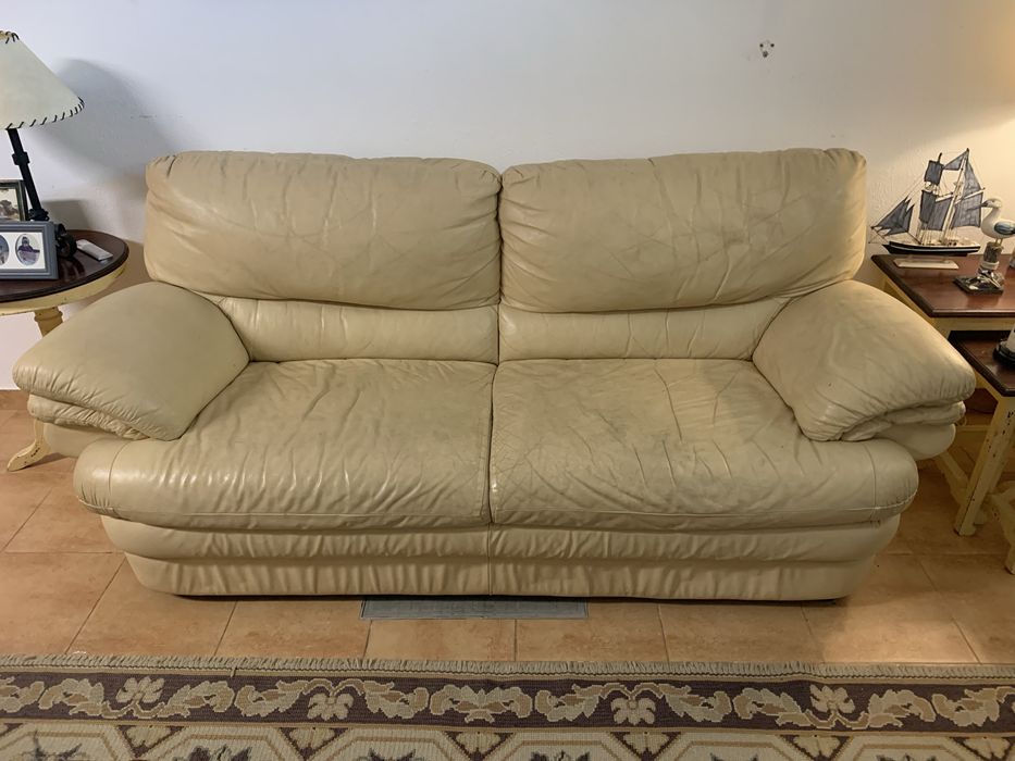Sofá em pele, 3 lugares