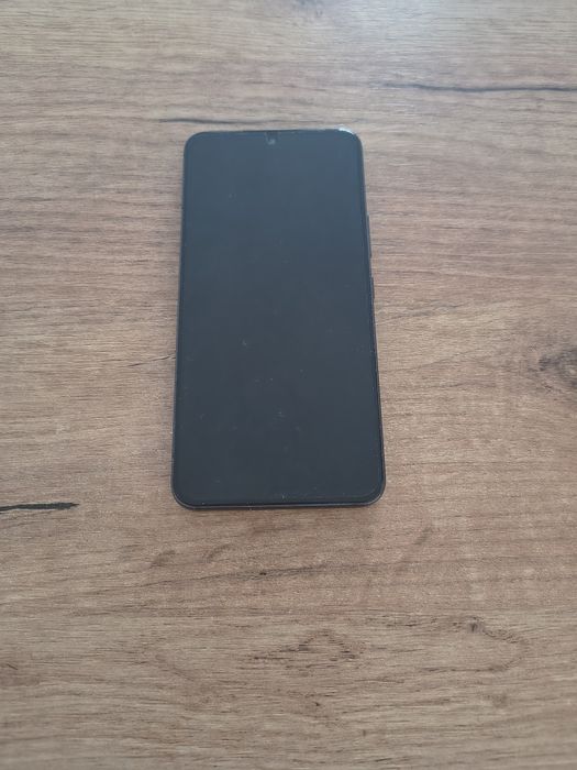 Samsung s22 8g Ram/128 Rom