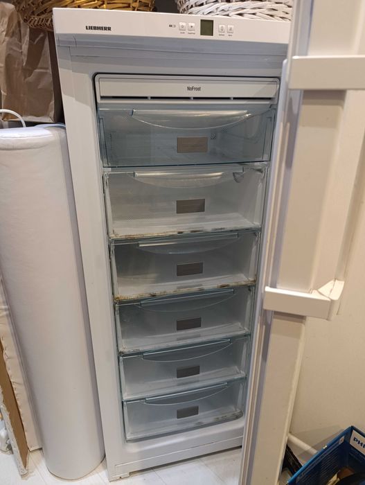 Морозильная камера LIEBHERR GN 2323