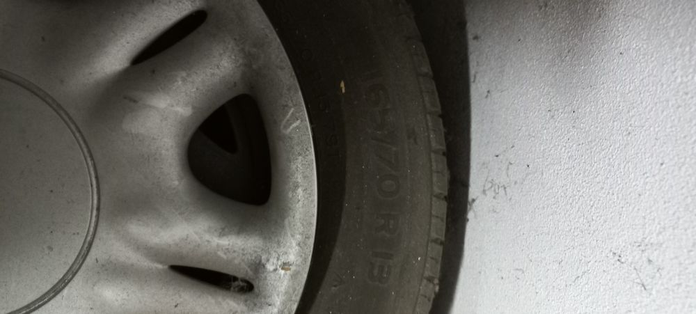 Pneus e jantes para Ford