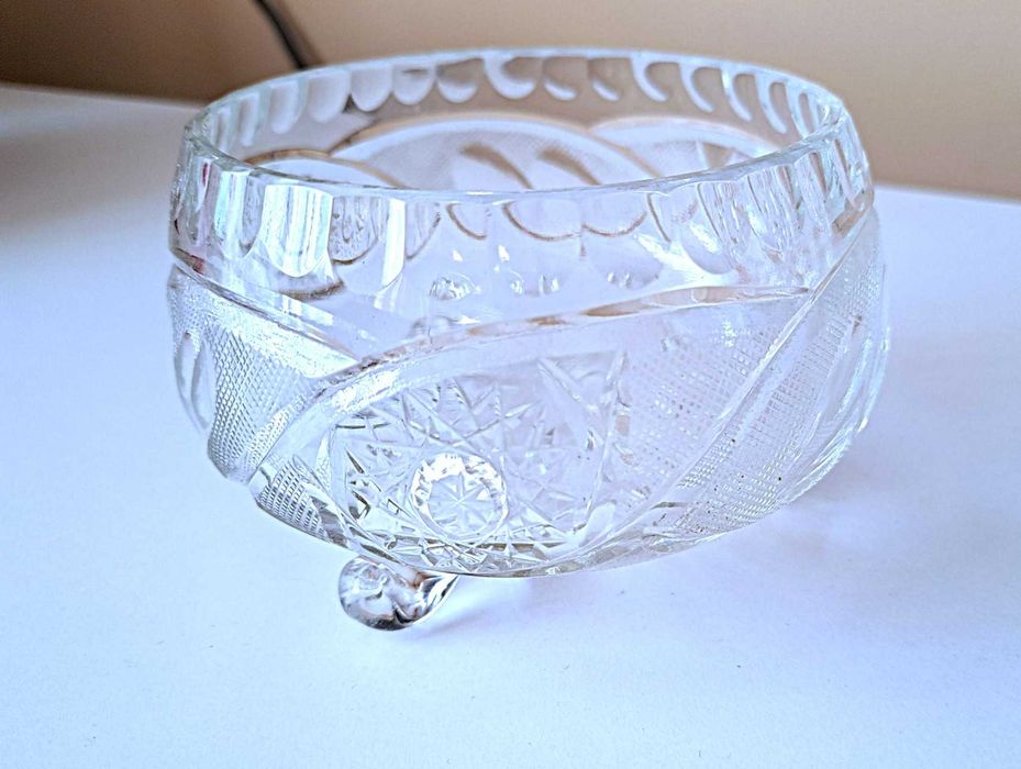 Kryształowa mała miska na słodycze, cukierki, 11 cm.