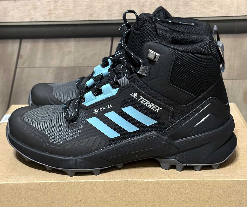 Кроссовки Adidas Terrex Swift R3 Mid Gore-Tex р.39,5/38,5-24,5 см.