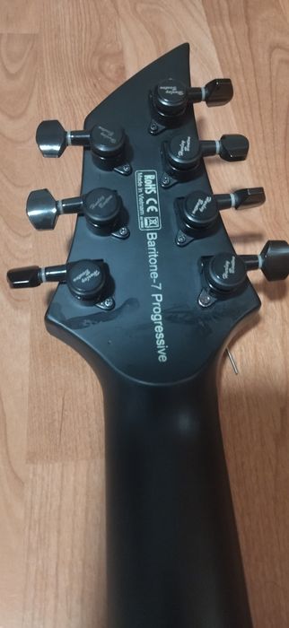 Guitarra Harley Benton 7 string Baritone c/ pickup Dimarzio