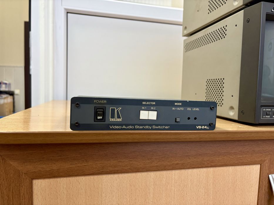 Kramer VS24-xl | Videotek VTM-150 | Harmonic ProView IRD 2900