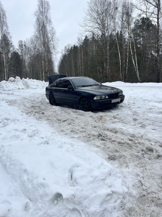 Продам BMW e39 2.5