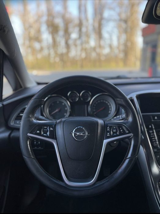 Opel Astra J Sports Tourer 1.7 CDTI