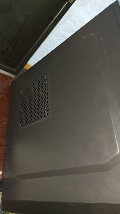 Продам компьютер без жосткого диска