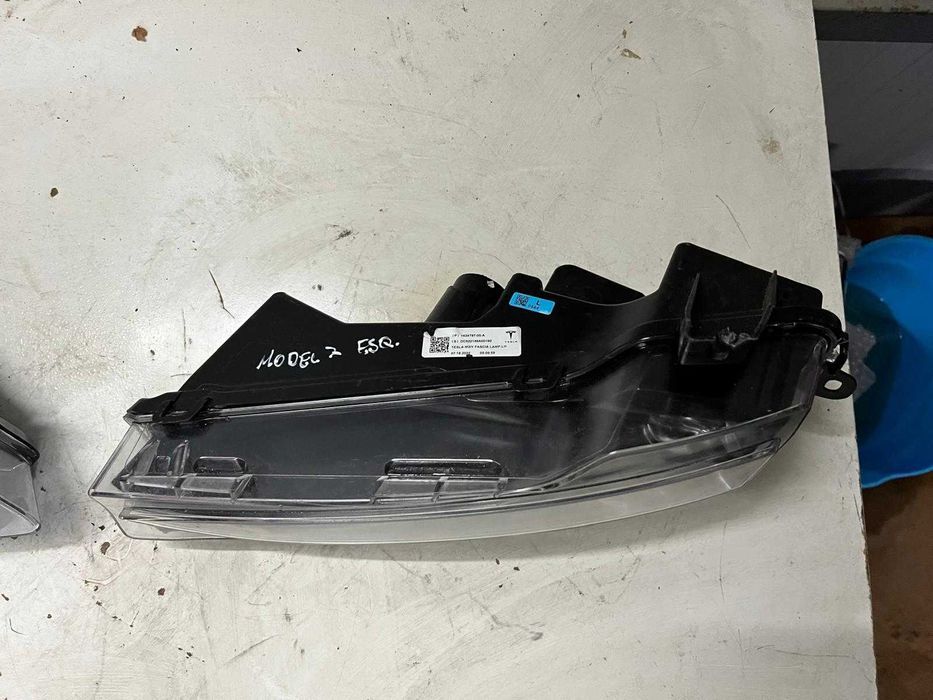 Par de Faróis de nevoeiro Tesla model 3 fase I