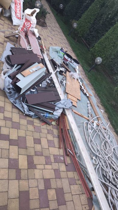 Вывоз мусора веток уборка территории