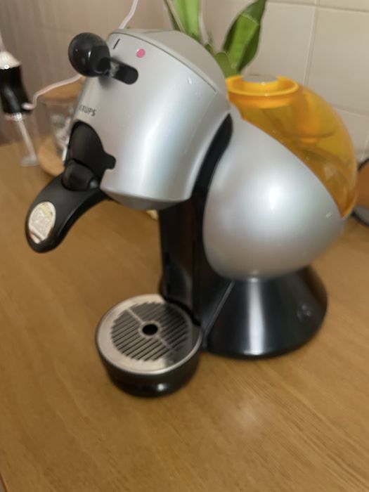 Maquina de cafe dolce gusto