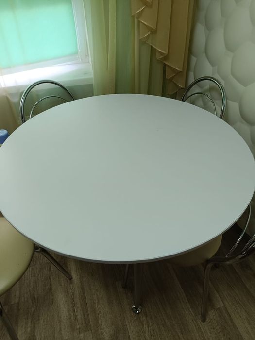 Стол   и 4 стула