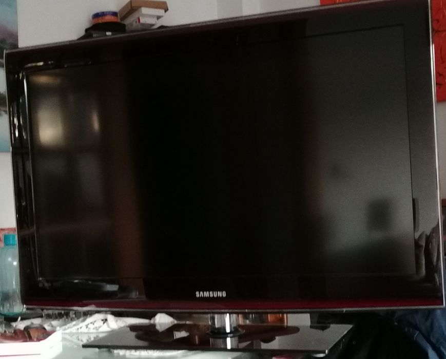 TV Samsung 109 cm