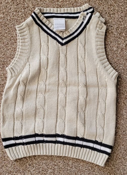 Elegancki chłopiecy bezrękawnik rozmiar 80