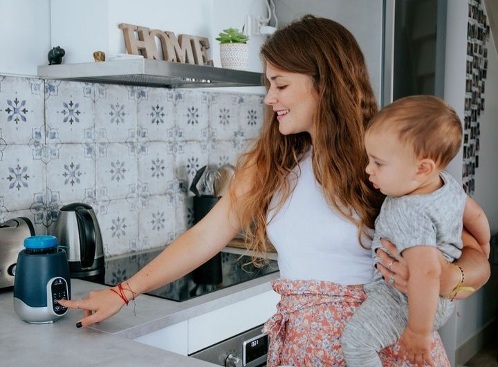 Підігрівач для пляшечок Babymoov NutriSmart автомобільний