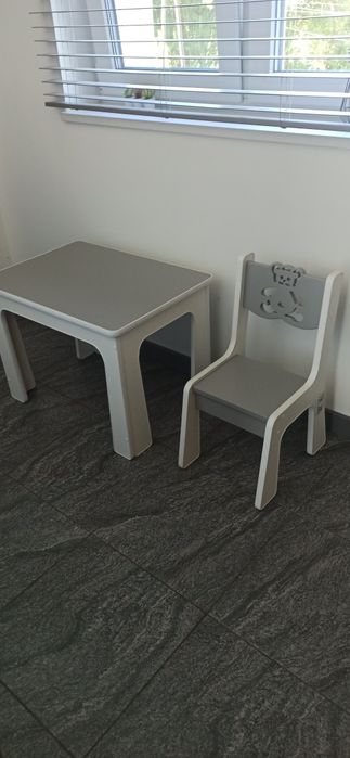 Stolik stoliczek dziecięcy dla dziecka