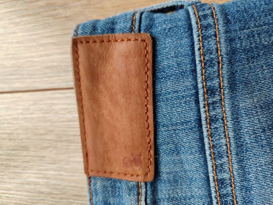 Krótkie jeansowe spodenki S 36 regular straight 26 x 30