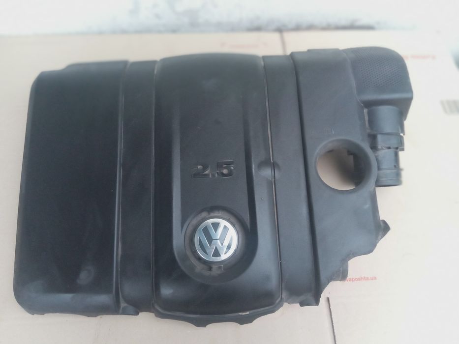 Корпус воздушного фильтра VW Passat b7 2,5