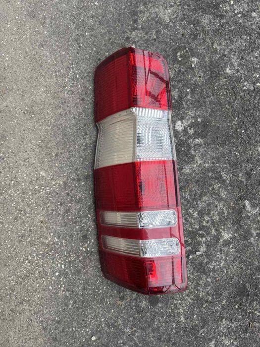 Ліхтар задній лівий Mersedes sprinter 906