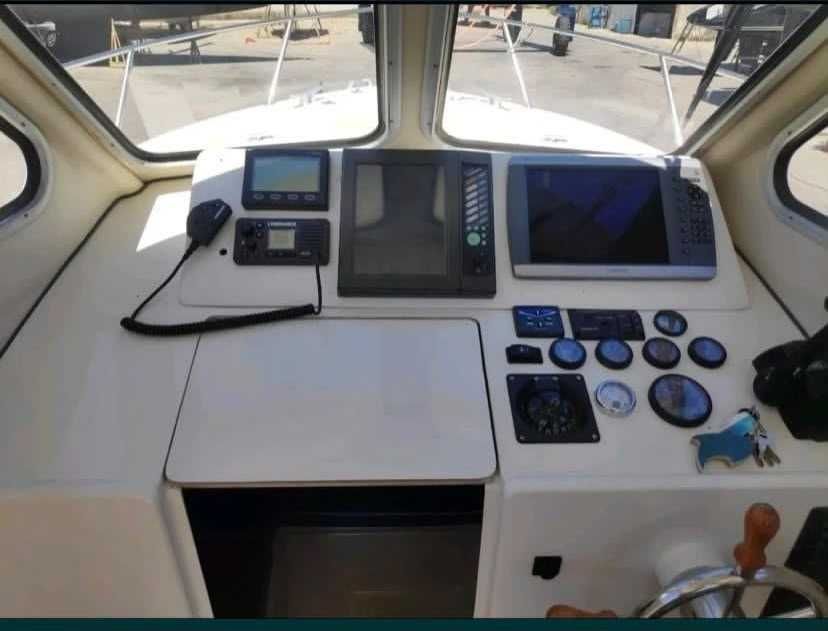 barco guymarine antioche  700