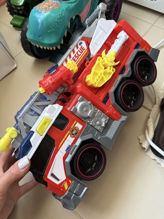 Мега Монстр Трак Хот Вілс Hot Wheels Monster Trucks / автовоз / великі машини / робот