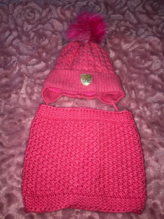 Зимова шапка для дівчинки