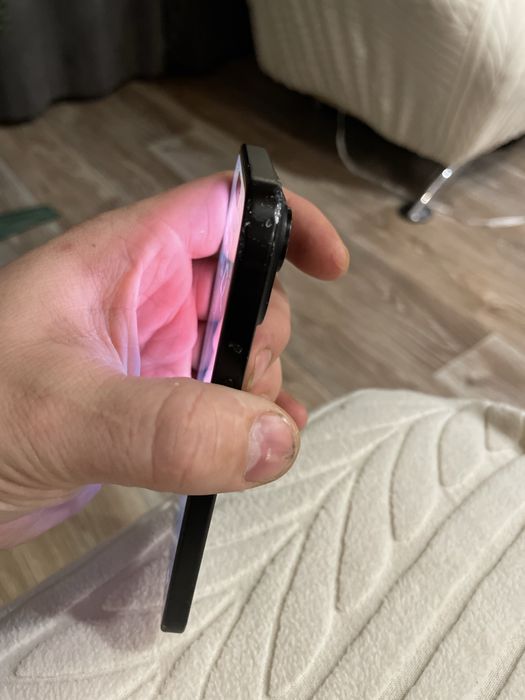 Продам Iphone 15