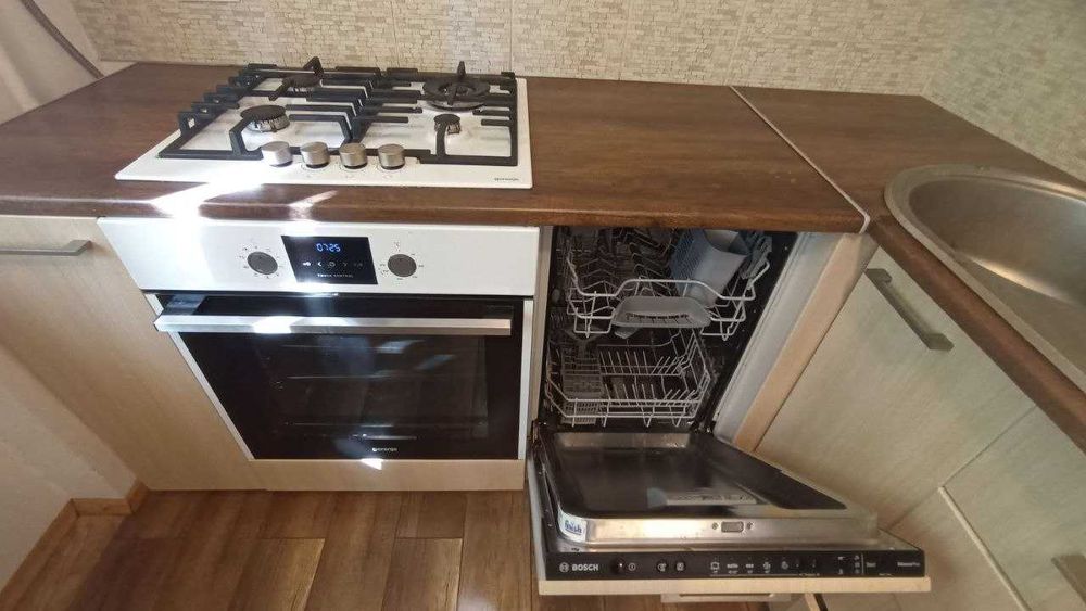 Продаж 2-кімнатної квартири біля метро Лук’янівська, Коперніка