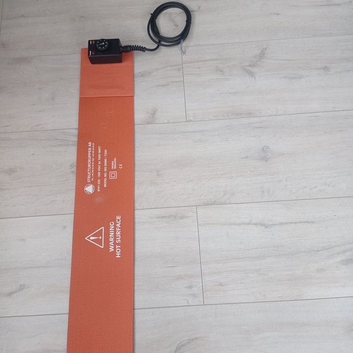 Pas grzewczy do beczek 168 cm  szer. 18 cm moc 1000 watt temp.120